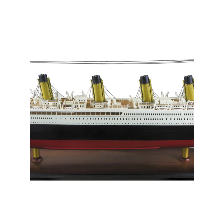 Titanic Replica - Authentic Models